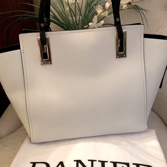 Danier Saffiano Leather Trapeze Style Black and White Handbag - Picture 4 of 13